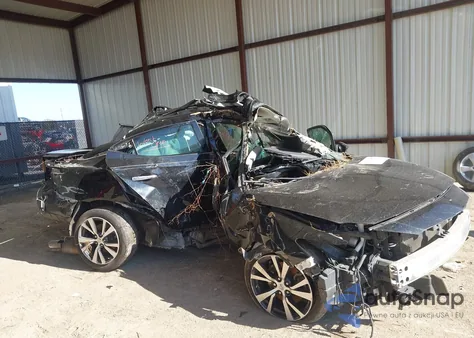 2017 Nissan Maxima 3.5 Platinum из США, поврежденный, VIN 1N4AA6AP6HC402881